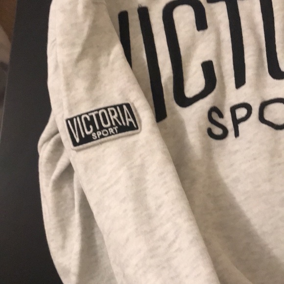 Victoria Secret Sport - Picture 3 of 3